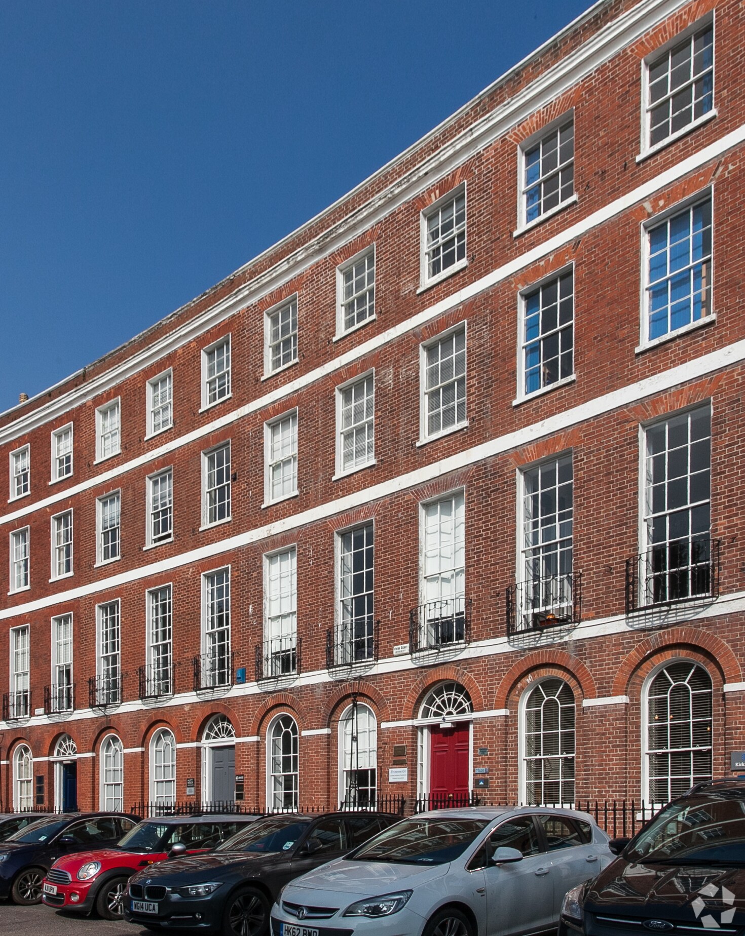 4 Barnfield Cres, Exeter for sale Primary Photo- Image 1 of 1