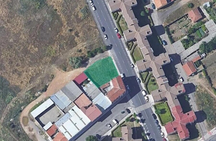 Land in León, León for sale - Aerial - Image 3 of 3