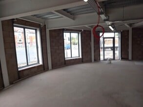 14 Church Rd, Liverpool to rent Interior Photo- Image 1 of 5