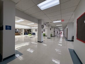 7988 Alameda Ave, El Paso, TX to rent Interior Photo- Image 2 of 12