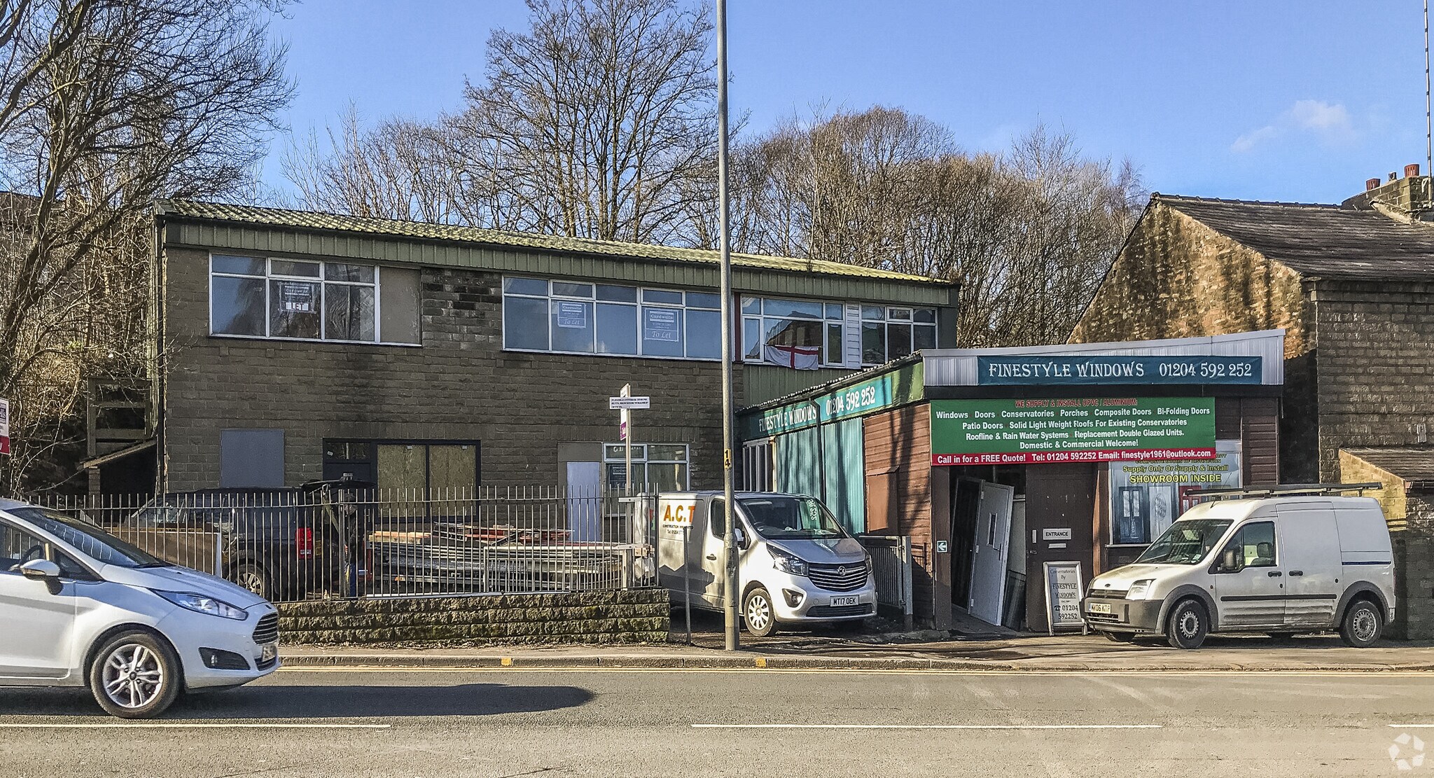 135-139 Bradshaw Brow, Bolton for sale Primary Photo- Image 1 of 1