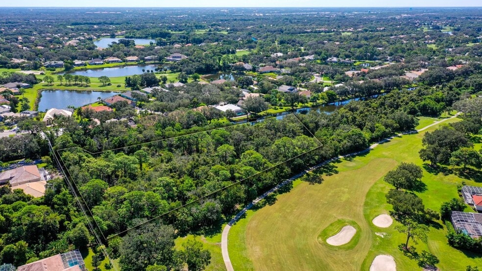 Southgate Ct, Sarasota, FL for sale - Aerial - Image 2 of 18