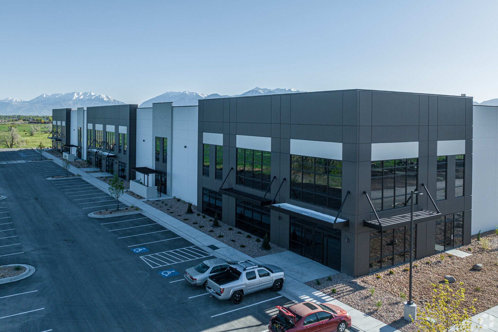 9430 S 3200 St W, Payson, UT to rent Primary Photo- Image 1 of 8