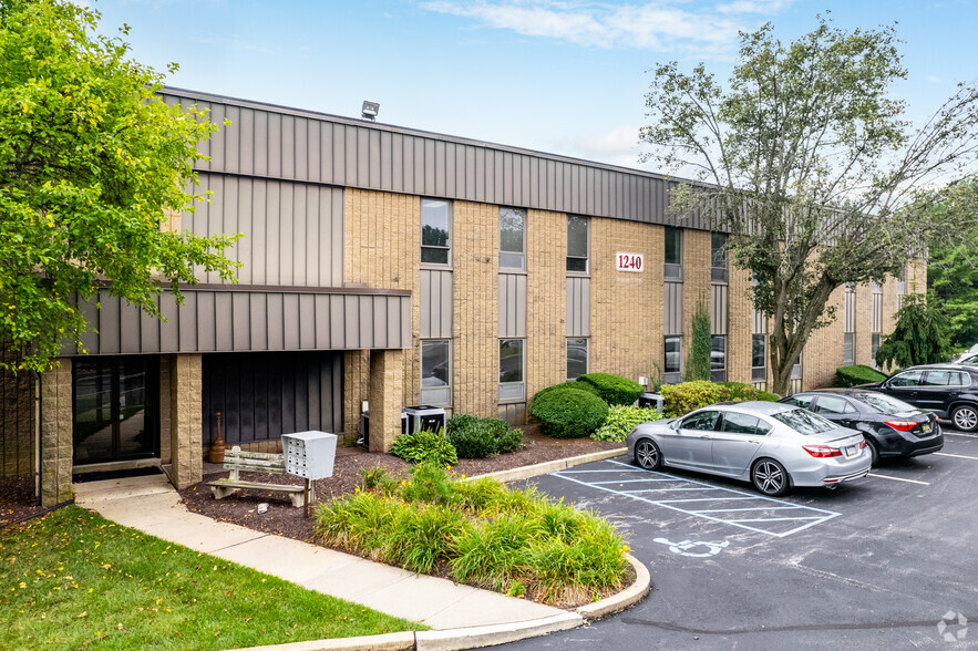 1240 West Chester Pike, West Chester, PA for sale - Building Photo - Image 1 of 1