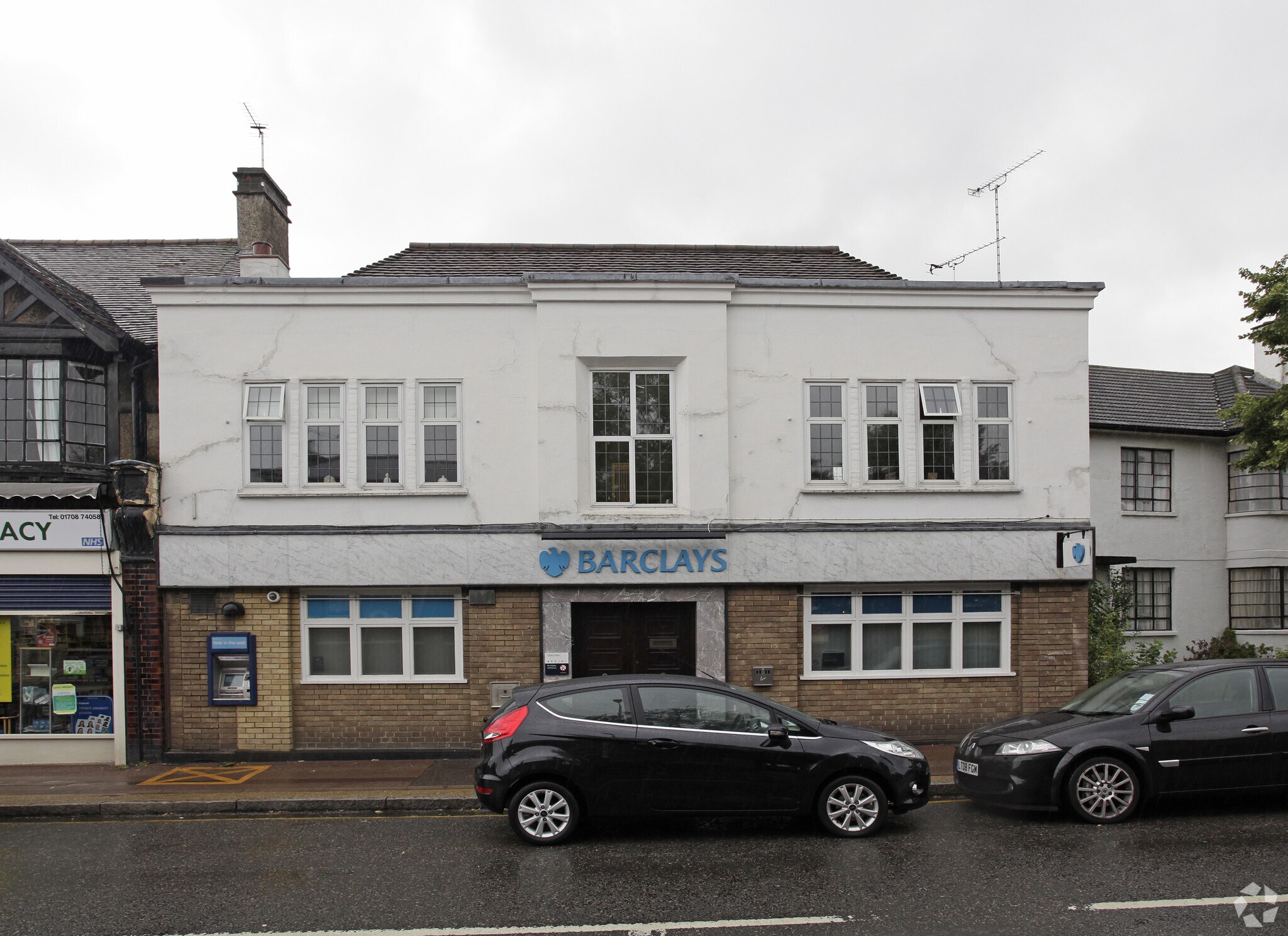 7-9 Balgores Ln, Romford for sale Primary Photo- Image 1 of 1