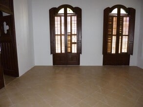 Office in Tortosa, Tarragona to rent Interior Photo- Image 1 of 5