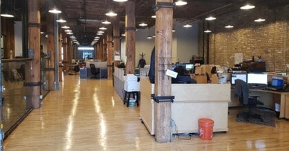 702-722 N 1st St N, Minneapolis, MN to rent Interior Photo- Image 1 of 9