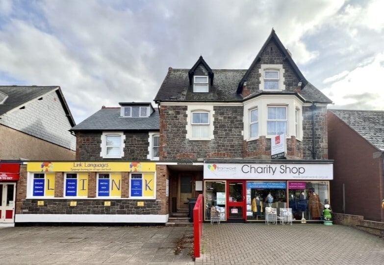 26 The Avenue, Minehead for sale Primary Photo- Image 1 of 9