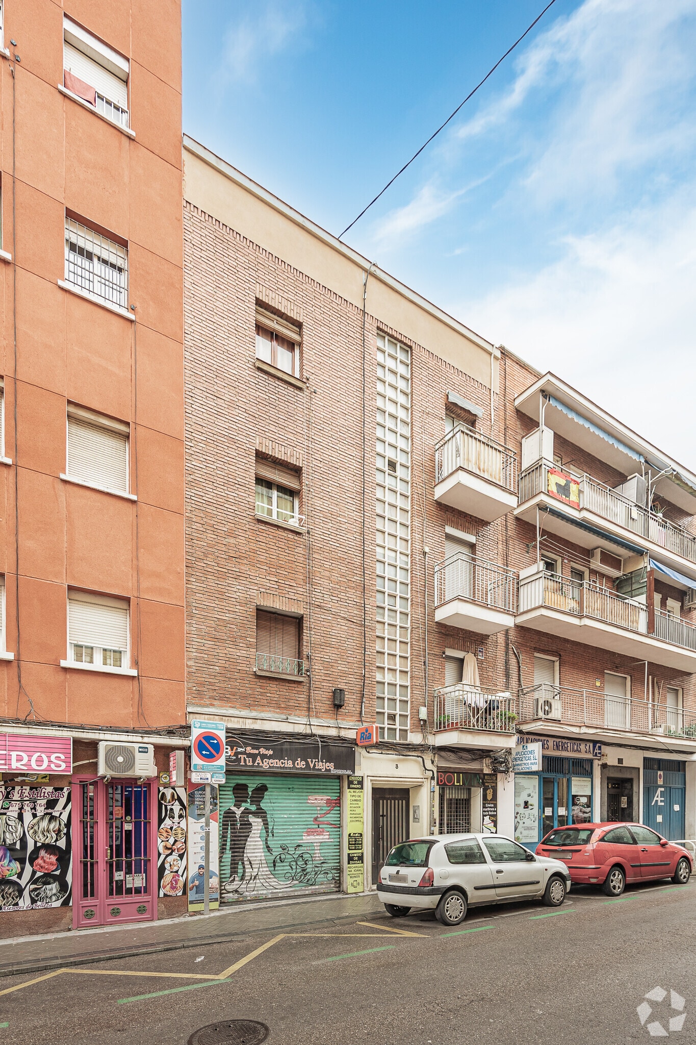 Retail in Madrid, Madrid to rent Primary Photo- Image 1 of 3