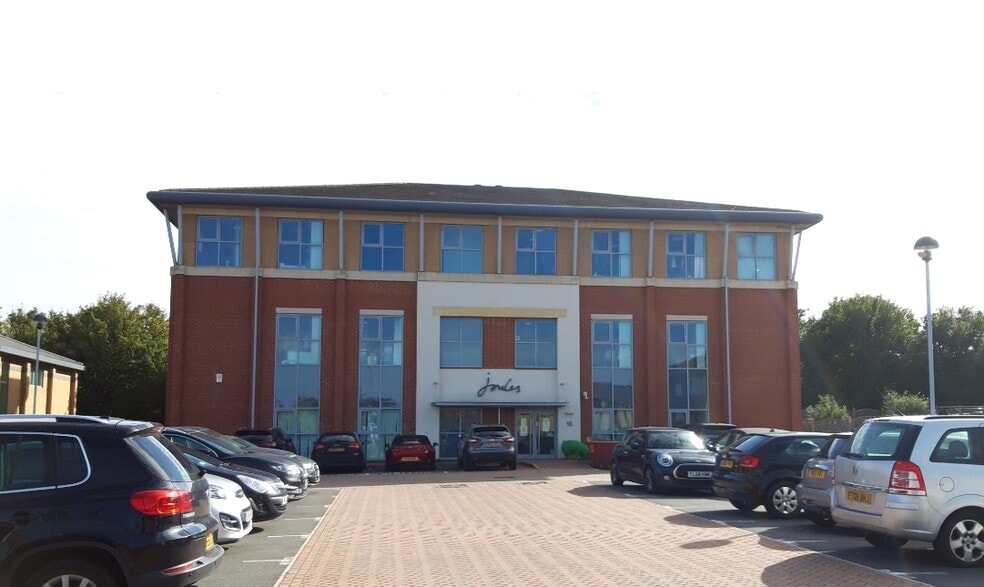 16 The Point, Market Harborough for sale - Primary Photo - Image 1 of 1