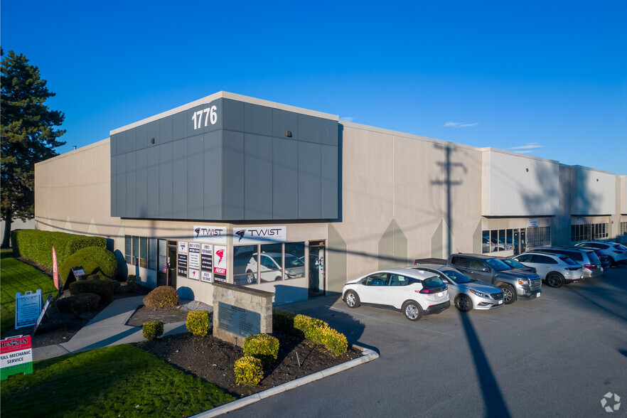 1776 Broadway St, Port Coquitlam, BC for rent - Building Photo - Image 2 of 4