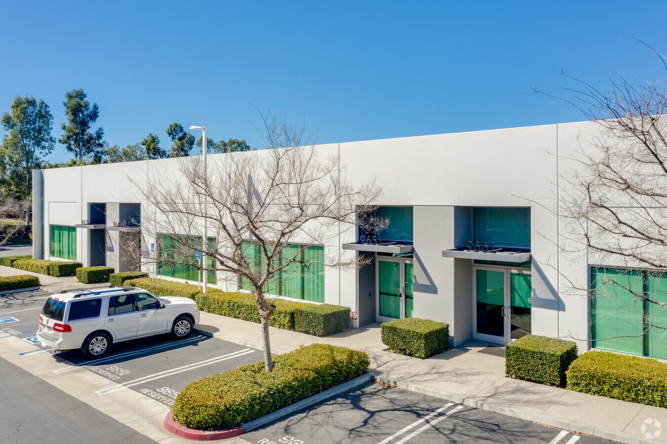 9631 Irvine Center Dr, Irvine 92618 UK