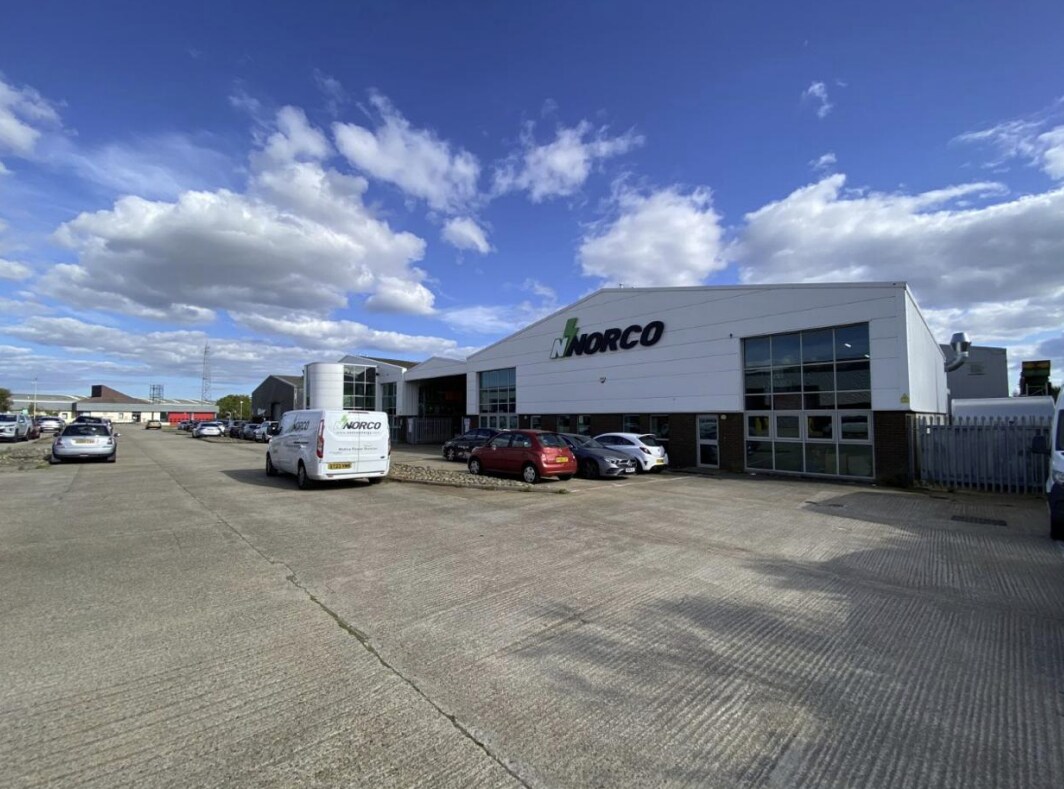 6 Pitmedden Rd, Dyce for sale Building Photo- Image 1 of 2