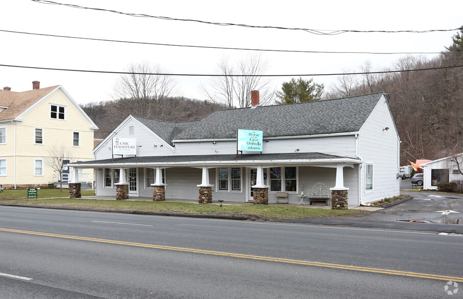 167-169 Albany Tpke, Canton, CT for sale - Building Photo - Image 1 of 1