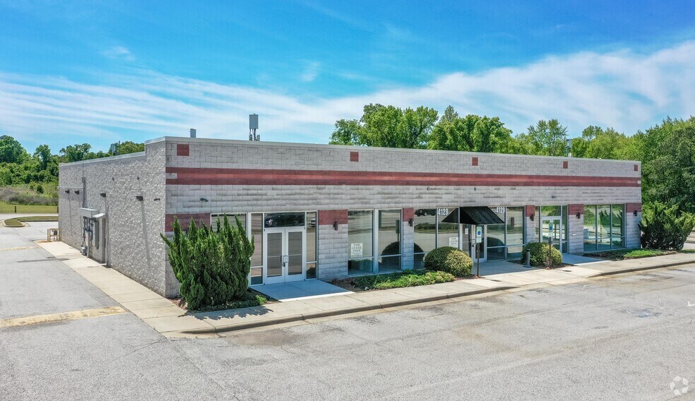 4129 Raeford Rd, Fayetteville 28304 UK