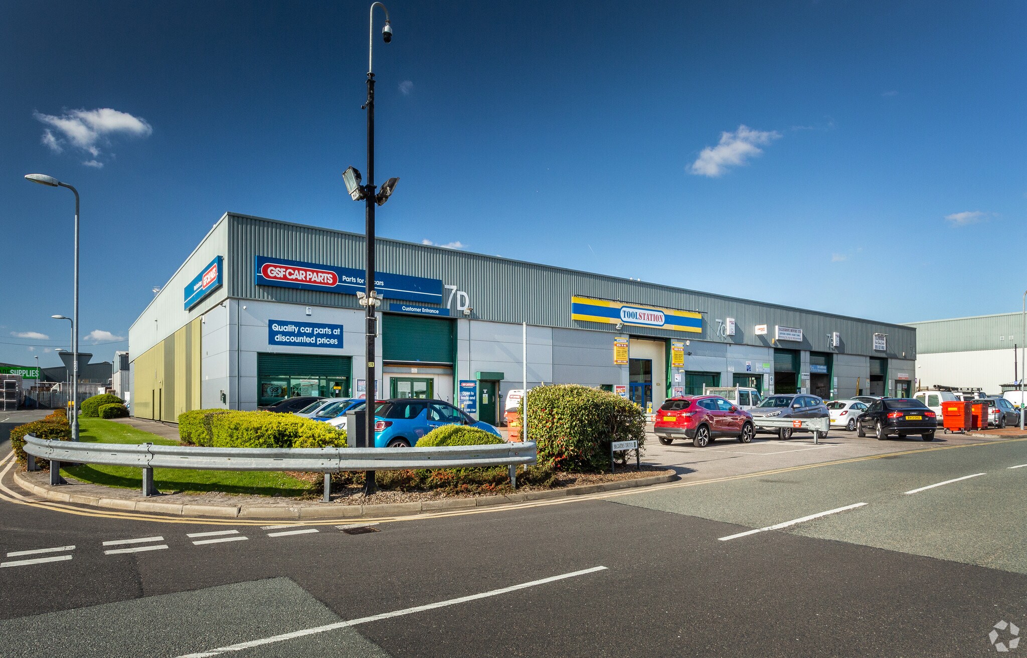 Aintree, Liverpool to rent Primary Photo- Image 1 of 7