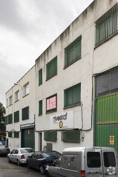 Calle Guindos, 8, San Sebastián de los Reyes, Madrid for sale - Building Photo - Image 2 of 2