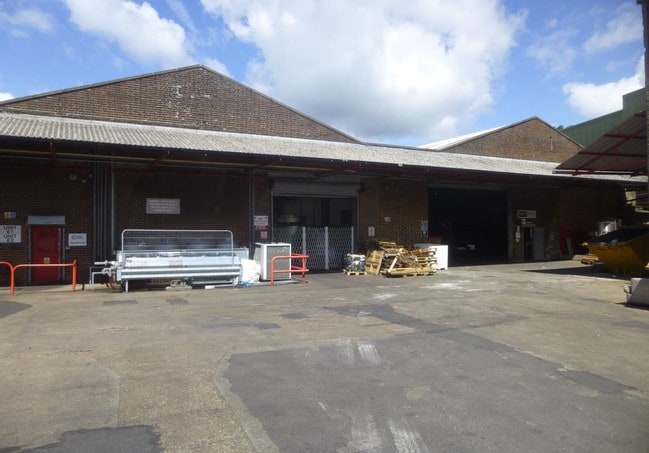 More details for Meltham Mills Rd, Meltham - Industrial to Rent