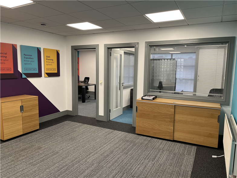 139-141 Holywood Rd, Belfast to rent - Interior Photo - Image 1 of 3