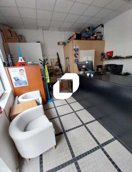 Retail in Bordeaux for sale - Interior Photo - Image 3 of 5