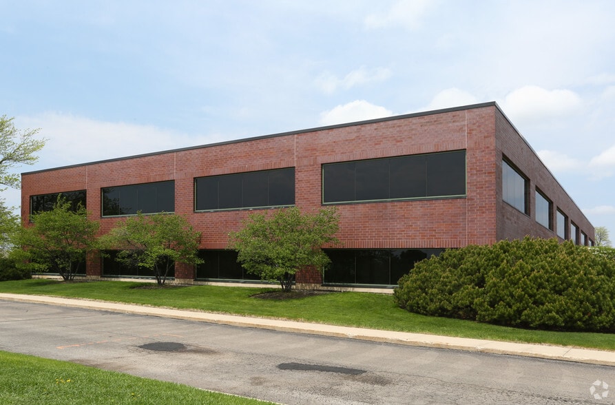 1749 S Naperville Rd, Wheaton, IL for sale - Building Photo - Image 3 of 38