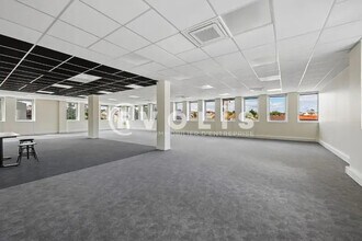 53 Boulevard De Stalingrad, Malakoff for sale Interior Photo- Image 2 of 10
