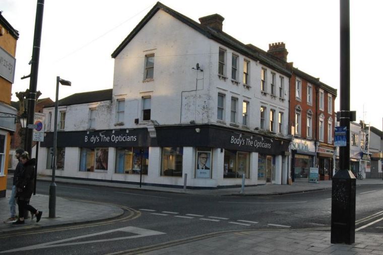 25 Queens Rd, Southend On Sea for sale Primary Photo- Image 1 of 1