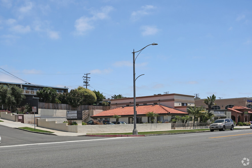 1200 S Pacific Coast Hwy, Redondo Beach, CA for rent - Building Photo - Image 2 of 15