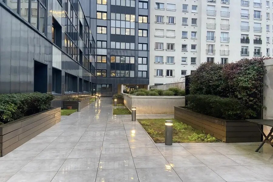 Office in Boulogne-Billancourt to rent Building Photo- Image 1 of 7