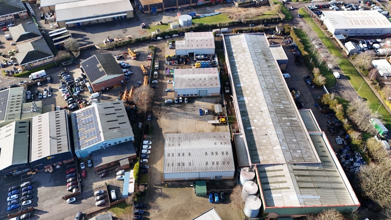 Freehold Industrial investment portfolio of 3 properties for sale on LoopNet.co.uk Building Photo- Image 1 of 9