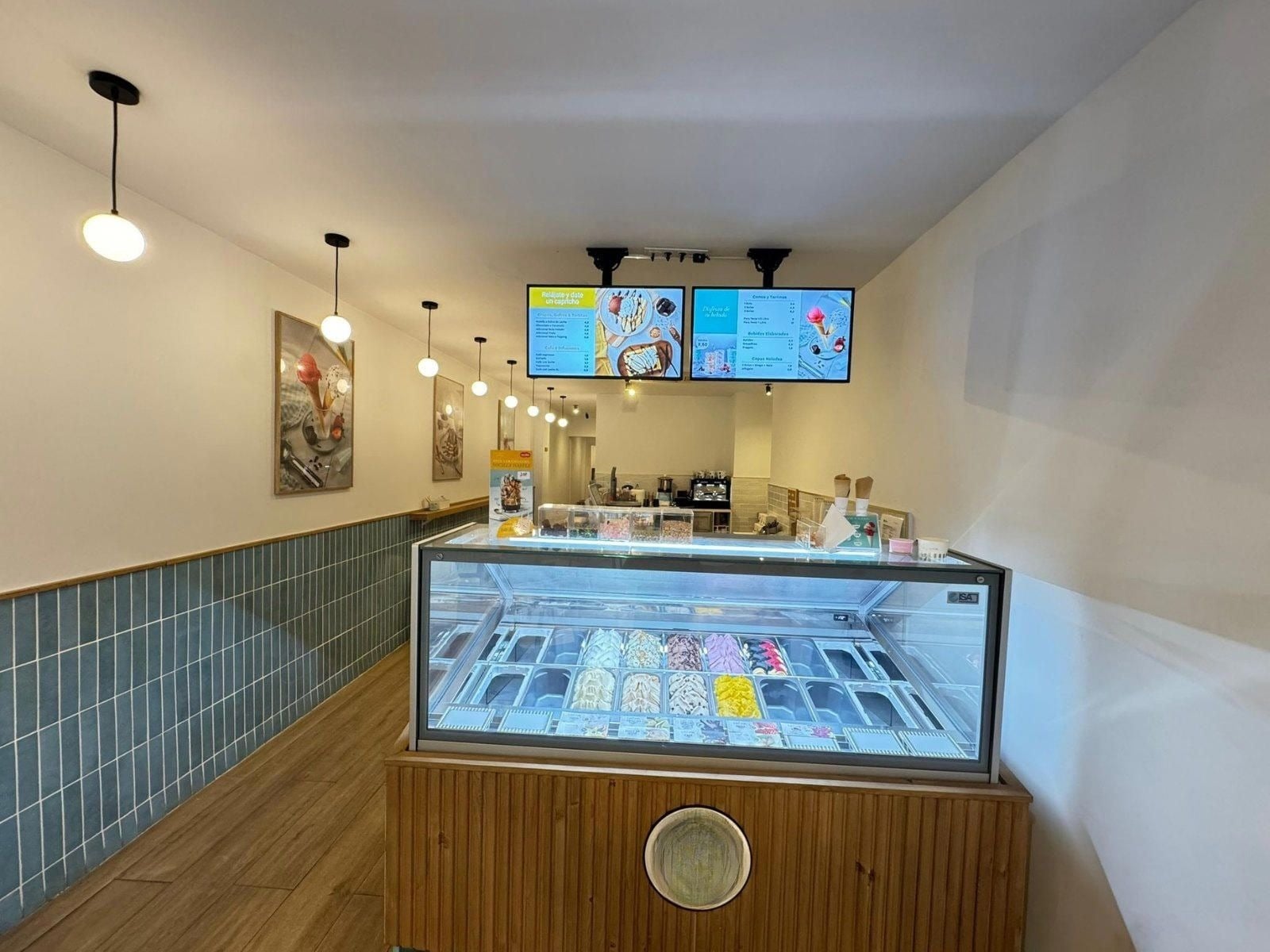 Retail in Barcelona, Barcelona to rent Interior Photo- Image 1 of 12