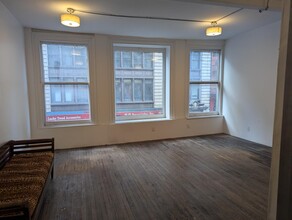 47 W 28th St, New York, NY for rent Interior Photo- Image 2 of 2