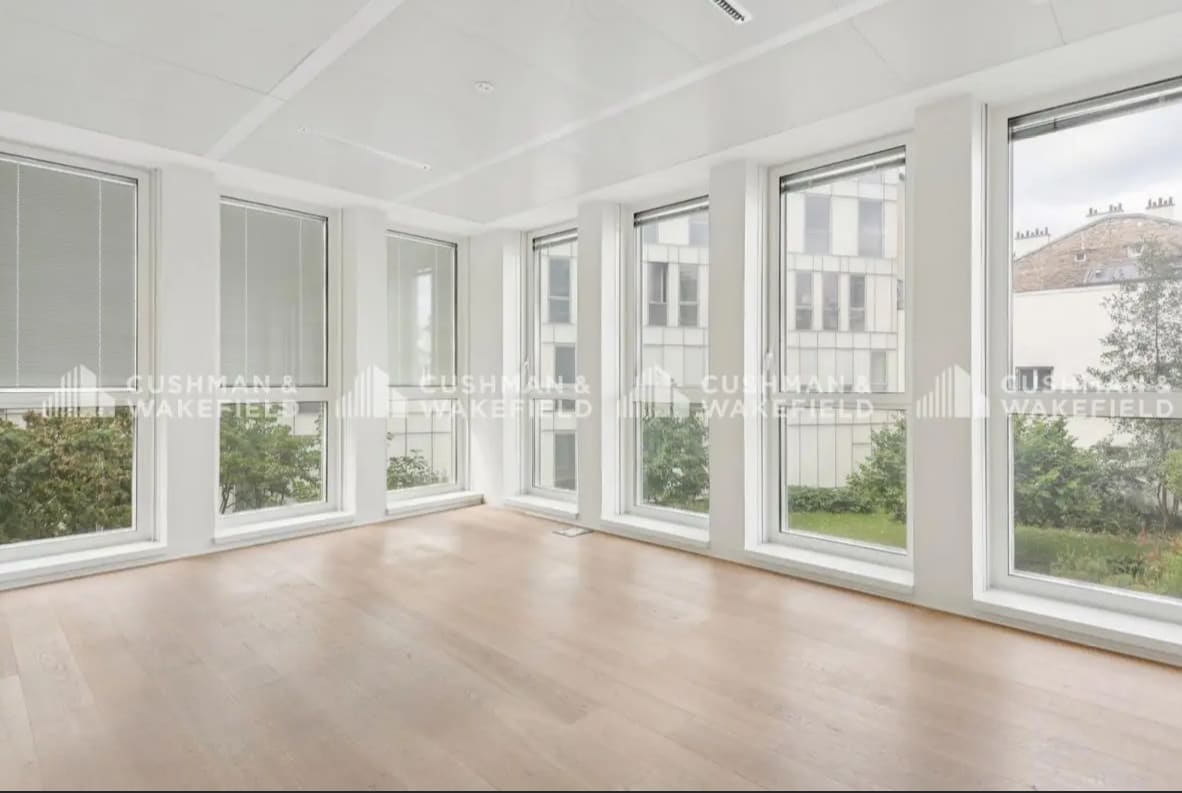 9-11 Rue De L'Est, Boulogne-Billancourt to rent Interior Photo- Image 1 of 4