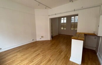 6 College St, Gloucester to rent Interior Photo- Image 2 of 4