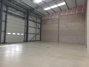 Leicester Rd, Market Harborough to rent Interior Photo- Image 2 of 3
