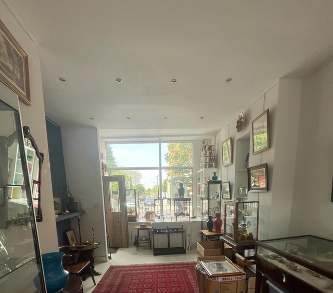 271 Lillie Rd, London to rent - Interior Photo - Image 3 of 5