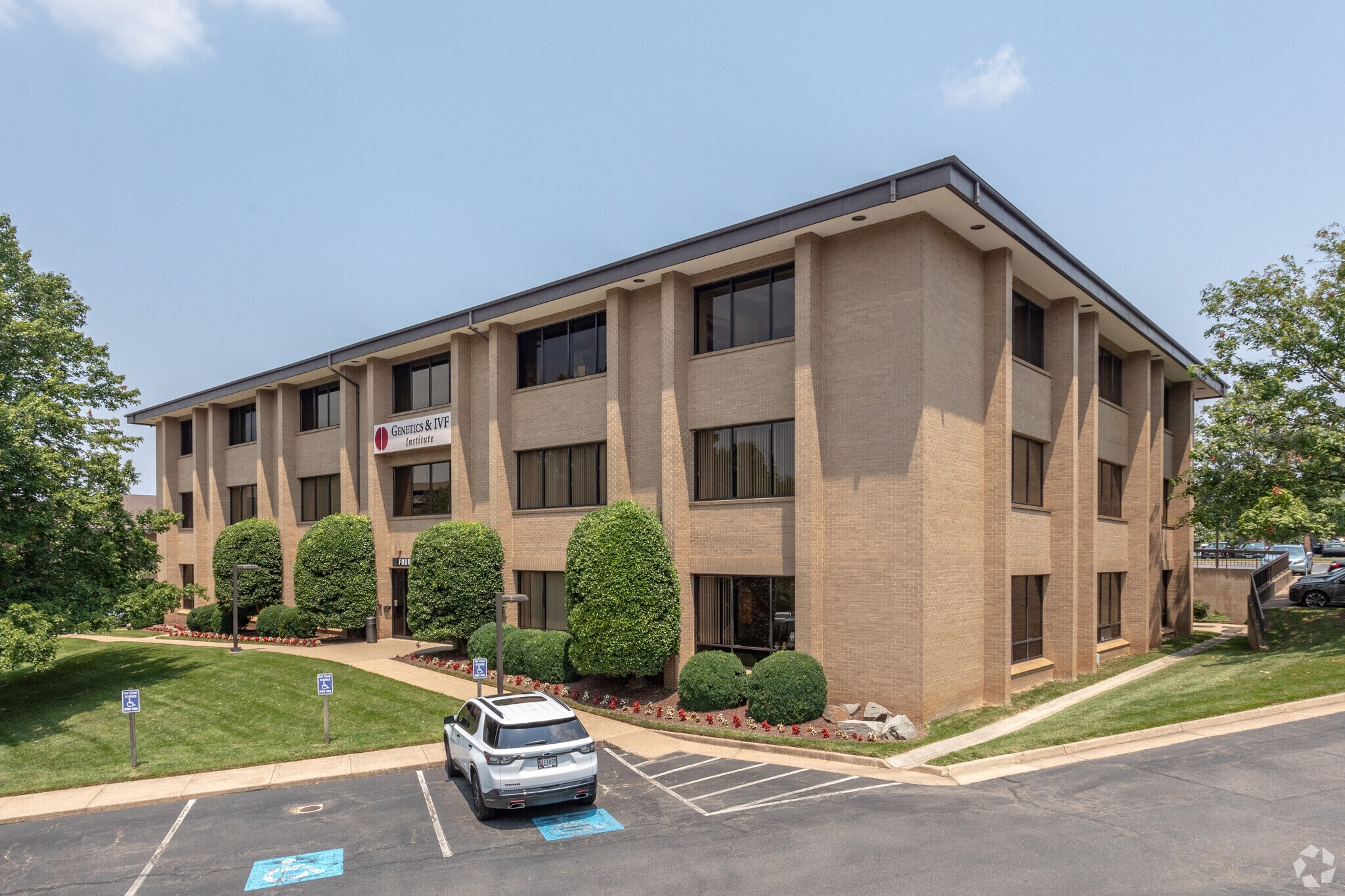3015 Williams Dr, Fairfax, VA to rent Building Photo- Image 1 of 3