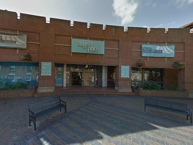 Shopping Centre, Bridgwater to rent - Building Photo - Image 2 of 9