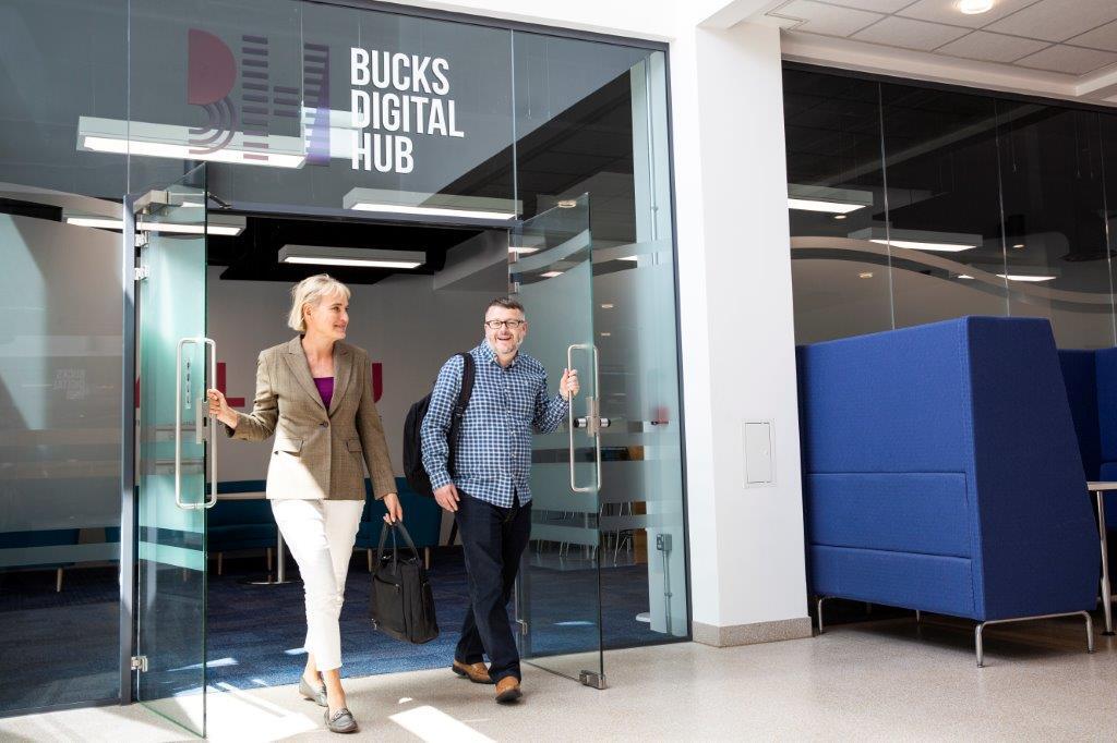 59 Walton St, Aylesbury to rent Interior Photo- Image 1 of 10