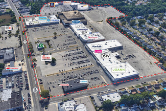 More details for 825-895 W Montauk Hwy, West Babylon, NY - Retail for Rent