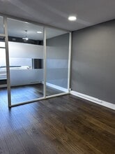 Commercial Road, Skelmanthorpe to rent Interior Photo- Image 2 of 5