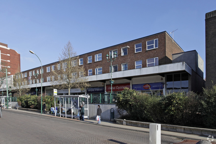 127-145 Marlowes, Hemel Hempstead for rent - Primary Photo - Image 1 of 3