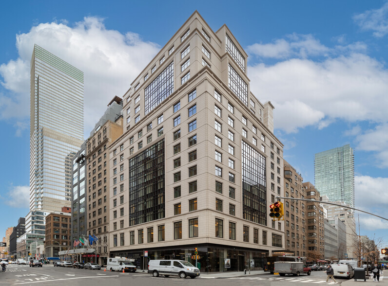 685 Lexington Ave, New York, NY for rent - Building Photo - Image 2 of 6