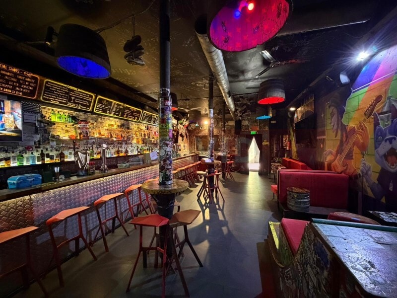 Barcelona, BAR 08002 - Unit 1 -  - Interior Photo - Image 2 of 10