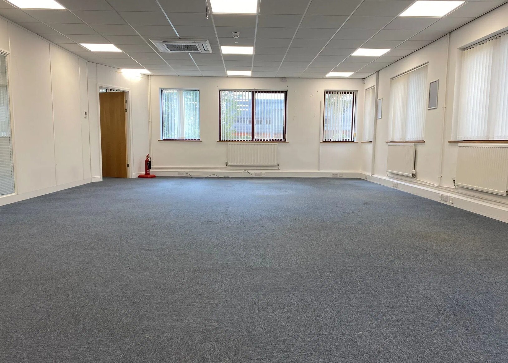 200 Barnwood Flds, Gloucester to rent Interior Photo- Image 1 of 2