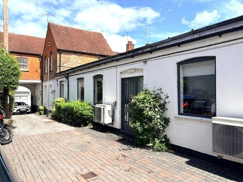 8 Friday St, Henley On Thames to rent - Building Photo - Image 3 of 5