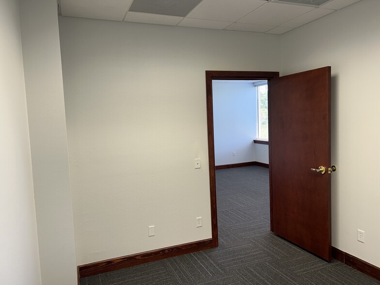 1700 SE 17th St, Ocala, FL for rent - Interior Photo - Image 3 of 14