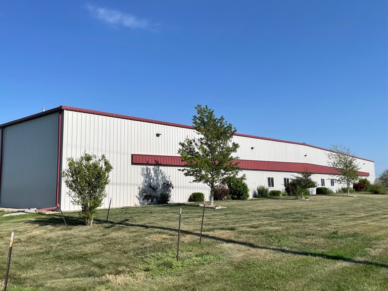 4015 Antelope Ave, Kearney, NE for sale - Building Photo - Image 2 of 15