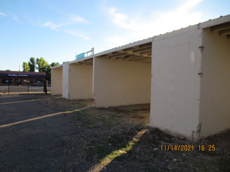 2302 W Glendale Ave, Phoenix, AZ for sale - Building Photo - Image 1 of 1