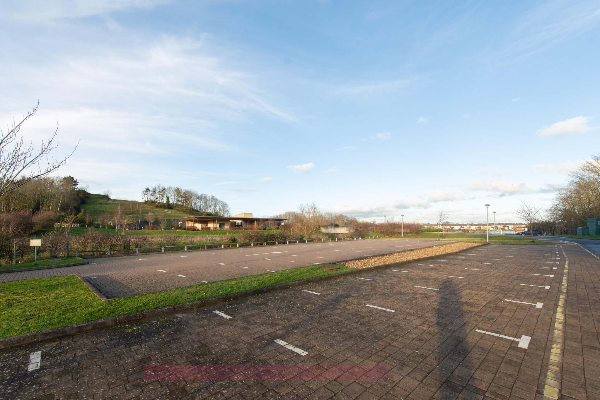 Watermead, Aylesbury for sale Primary Photo- Image 1 of 2